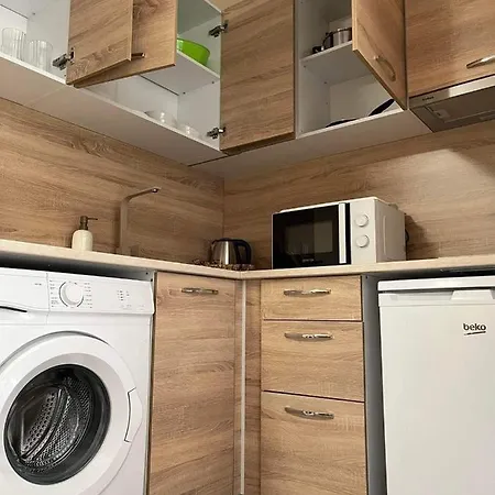 Luxury 2 Free Underground Secure Parking