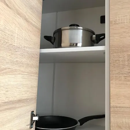 Luxury 2 Free Underground Parking Apartment Pasardschik