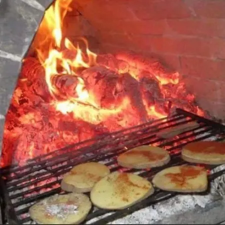 Luxury 2 Free Underground Secure Parking شقة