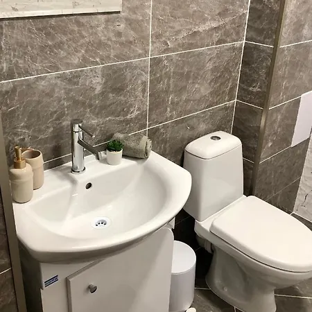 Luxury 2 Free Underground Secure Parking