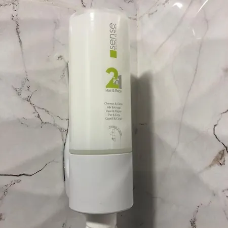 Luxury 2 Free Underground Secure Parking *