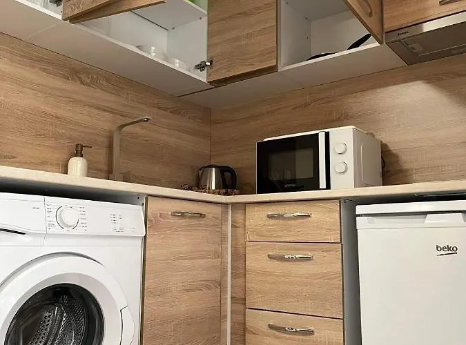 Luxury 2 Free Underground Secure Parking