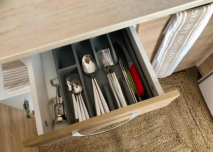 Luxury 2 Free Underground Secure Parking